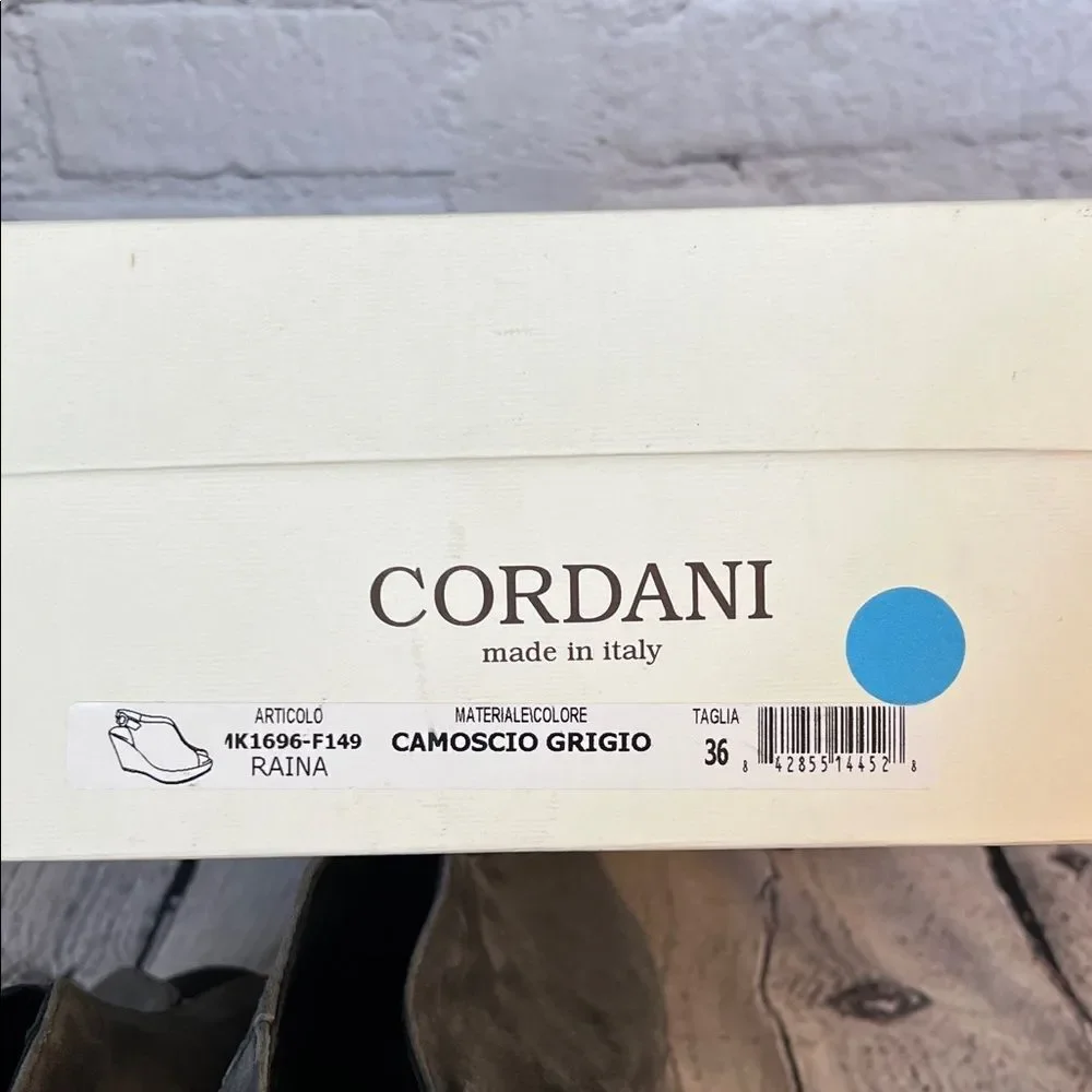 *☀️ Cordani Suede Platform Wedges NWT FASHION